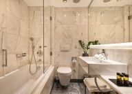 Standard_Room_Bathroom